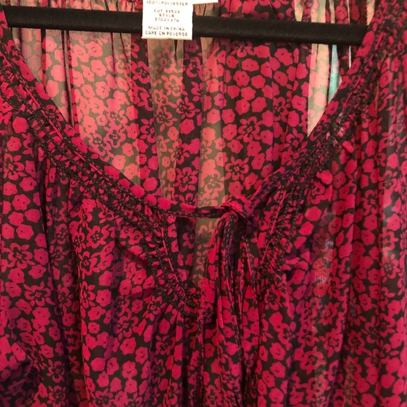 Max Studio Top - Picture 5 of 5